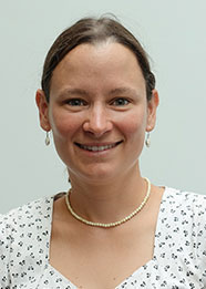 Dr Nina Dickerhof