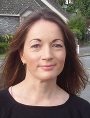 Dr Julie Bennett